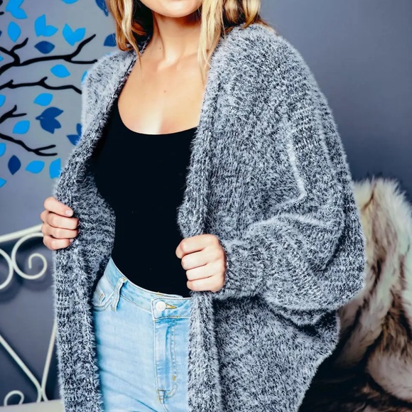 🆕 Grey Batwing Sweater Open Cardigan - Picture 5 of 8